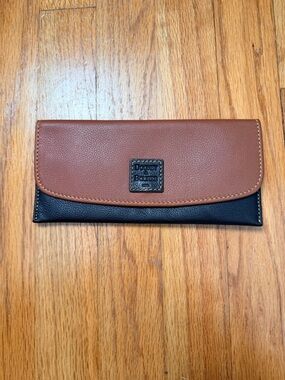 Dooney & Bourke Brown and Black Leather Slim Wallet